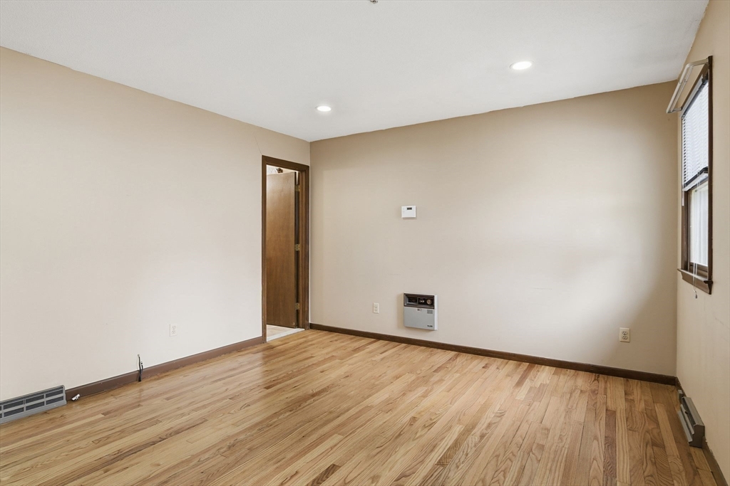 136 Fenwood Road Longmeadow, MA 01106 - Photo 18 of 38 Gallery Image 18