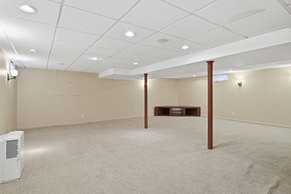 136 Fenwood Road Longmeadow, MA 01106 - Photo 29 of 38 Gallery Image 29
