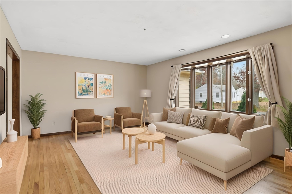136 Fenwood Road Longmeadow, MA 01106 - Photo 4 of 38 Gallery Image 4