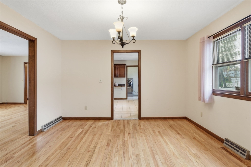 136 Fenwood Road Longmeadow, MA 01106 - Photo 5 of 38 Gallery Image 5