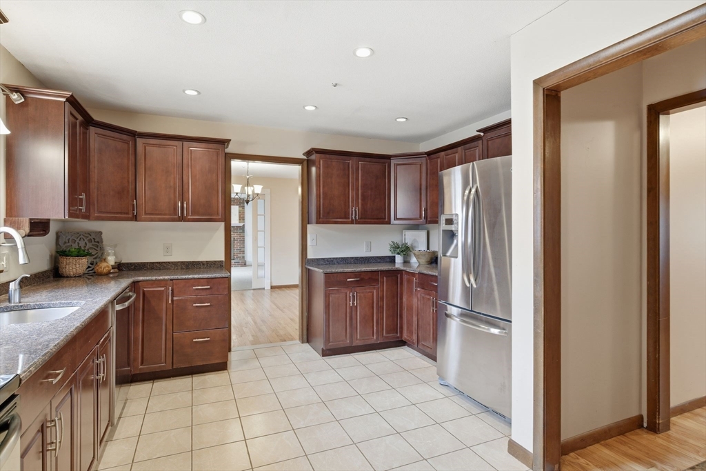 136 Fenwood Road Longmeadow, MA 01106 - Photo 10 of 38 Gallery Image 10