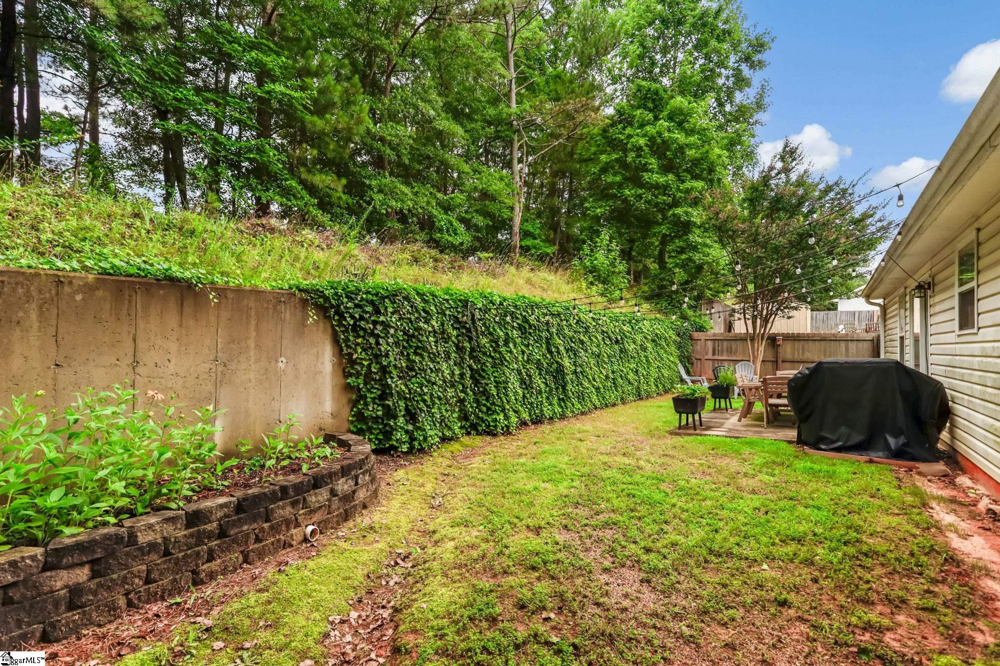 1901 Country Apple Court Fountain Inn, SC 29644 - Photo 23 of 27