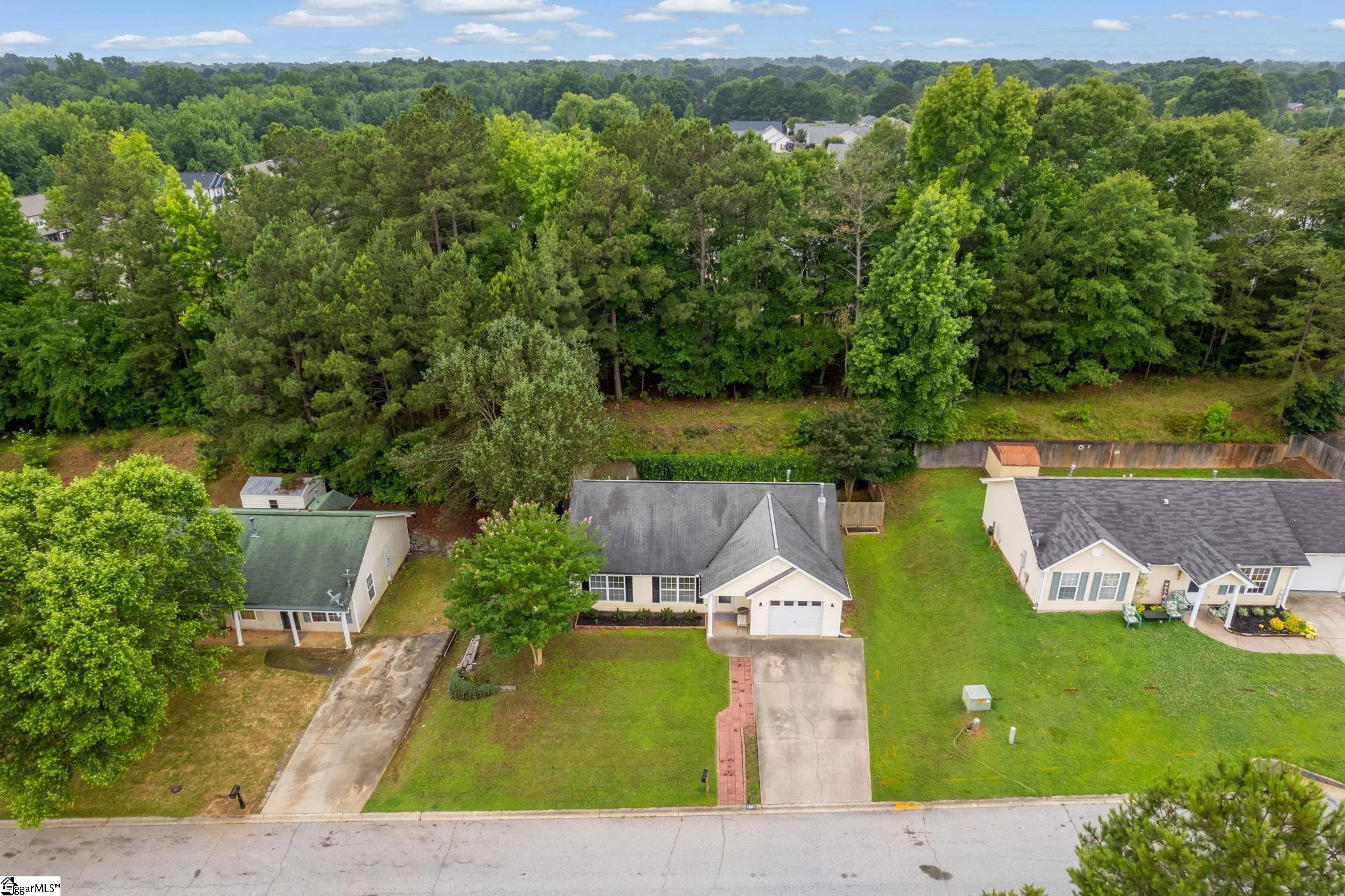 1901 Country Apple Court Fountain Inn, SC 29644 - Photo 25 of 27