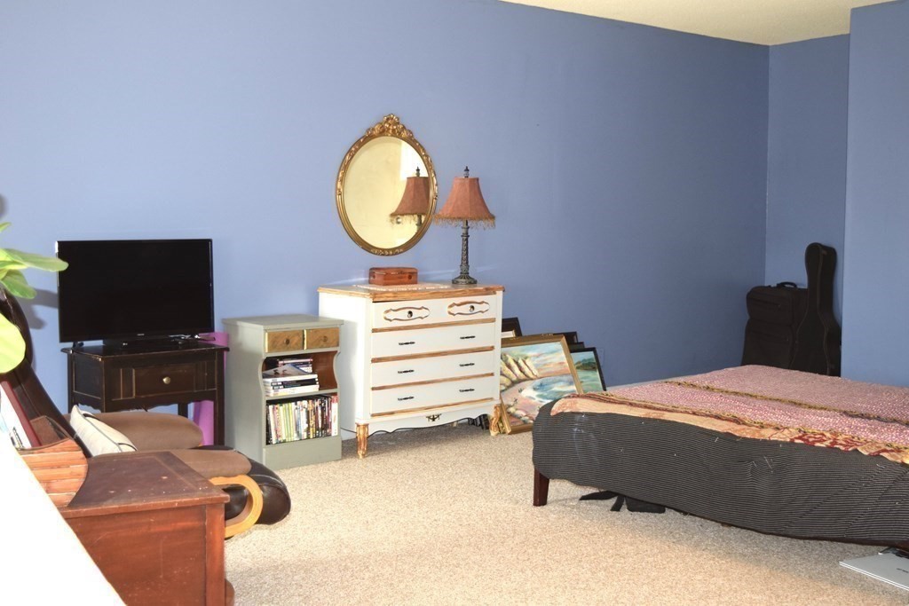 348 Rantoul Street, Unit 303 Beverly, MA 01915 - Photo 8 of 15