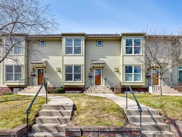 $445,000 | 971 St Paul Avenue, St. Paul, MN 55116