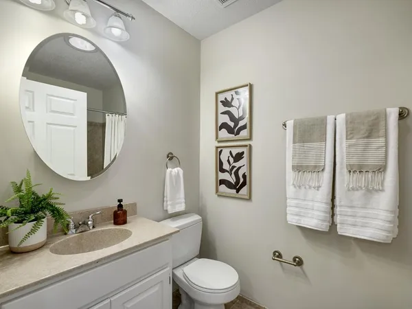 $445,000 | 971 St Paul Avenue, St. Paul, MN 55116