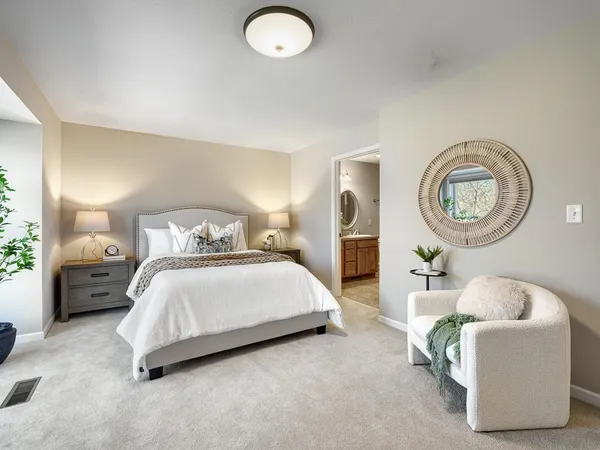$445,000 | 971 St Paul Avenue, St. Paul, MN 55116