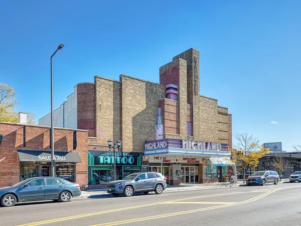 $445,000 | 971 St Paul Avenue, St. Paul, MN 55116