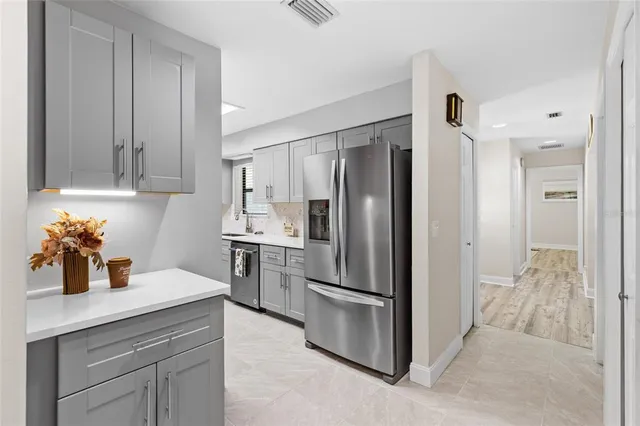 $644,900 | 8516 Southwest 20 Lane, Gainesville, FL 32607