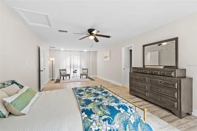 $644,900 | 8516 Southwest 20 Lane, Gainesville, FL 32607