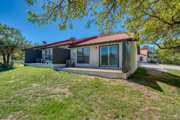 $1,450 | 307 Out Yonder, Unit 3, Horseshoe Bay, TX 78657