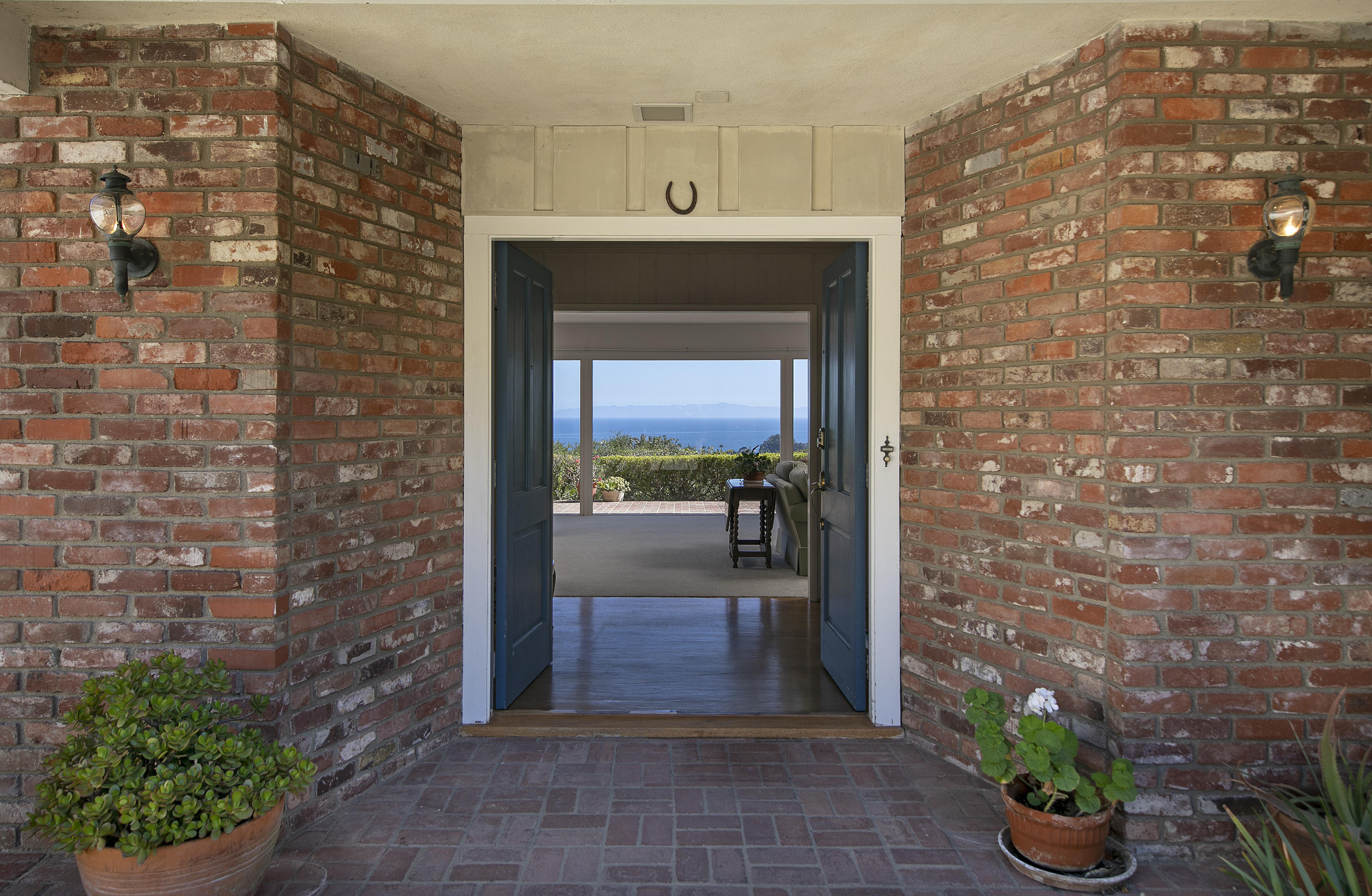 920 Alston Road Santa Barbara, CA 93108 - Photo 11 of 14 920AlstonRoad_07