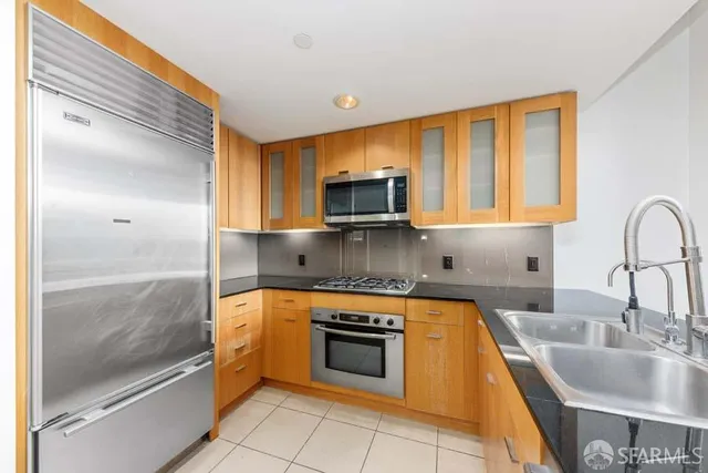 $5,000 | 333 1st Street, Unit 2003, San Francisco, CA 94105