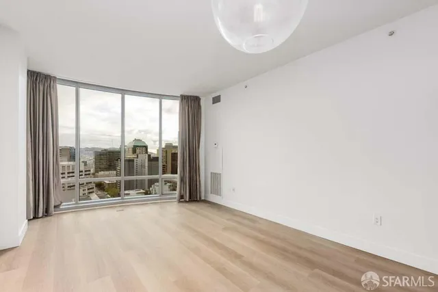 $5,000 | 333 1st Street, Unit 2003, San Francisco, CA 94105