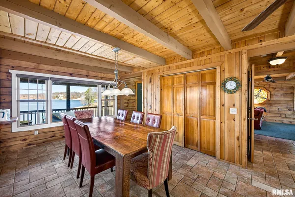 $675,000 | 115 Birch Court, Dahinda, IL 61428