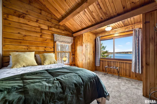 $675,000 | 115 Birch Court, Dahinda, IL 61428