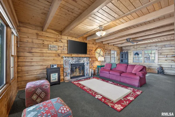 $675,000 | 115 Birch Court, Dahinda, IL 61428