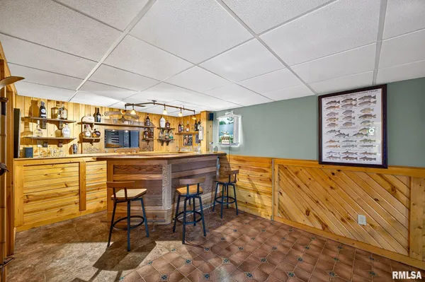 $675,000 | 115 Birch Court, Dahinda, IL 61428