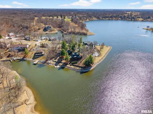 $675,000 | 115 Birch Court, Dahinda, IL 61428