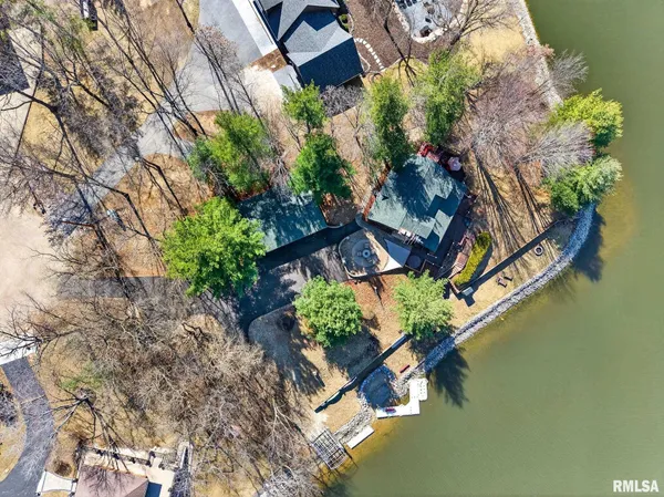 $675,000 | 115 Birch Court, Dahinda, IL 61428