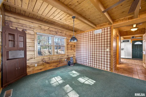 $675,000 | 115 Birch Court, Dahinda, IL 61428