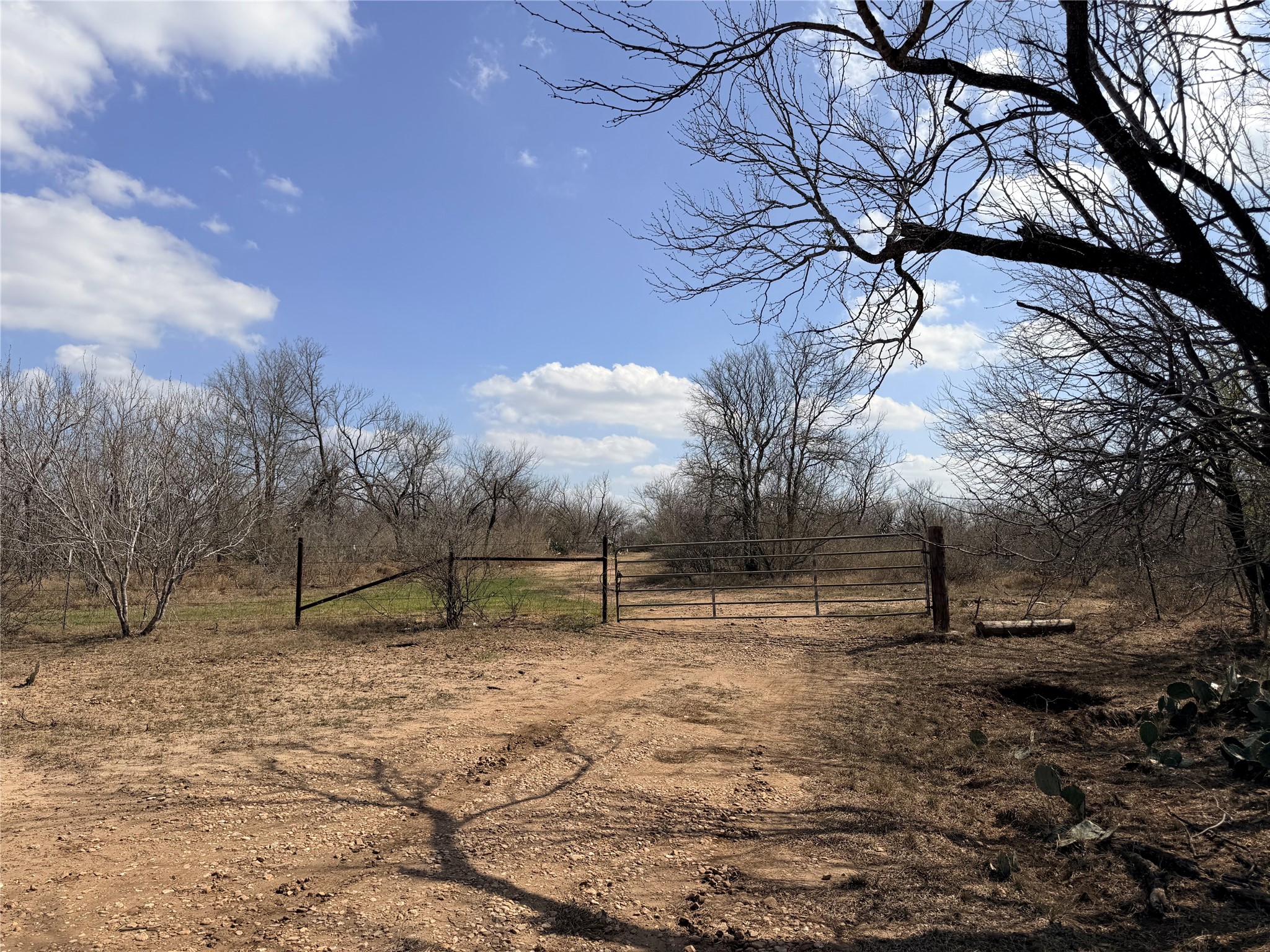 0 Fm 671 Luling, TX 78648 - Photo 4 of 26 Second gate