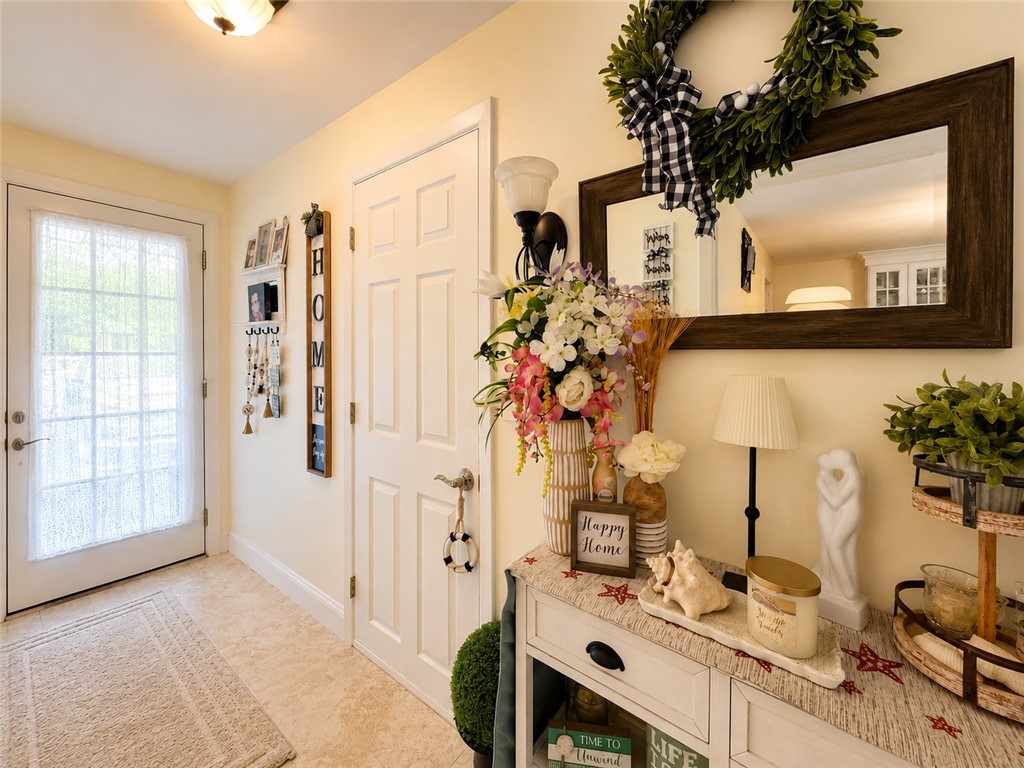 422 Rockland Road Scituate, RI 02857 - Photo 5 of 25
