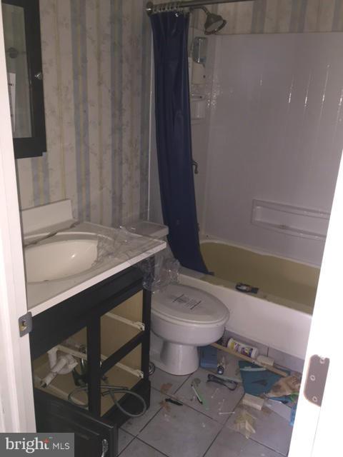 2404 Cape Horn Road Hampstead, MD 21074 - Photo 11 of 15 Bath
