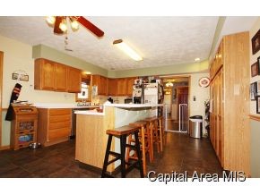 7013 Minder Road Rochester, IL 62563 - Photo 8 of 14