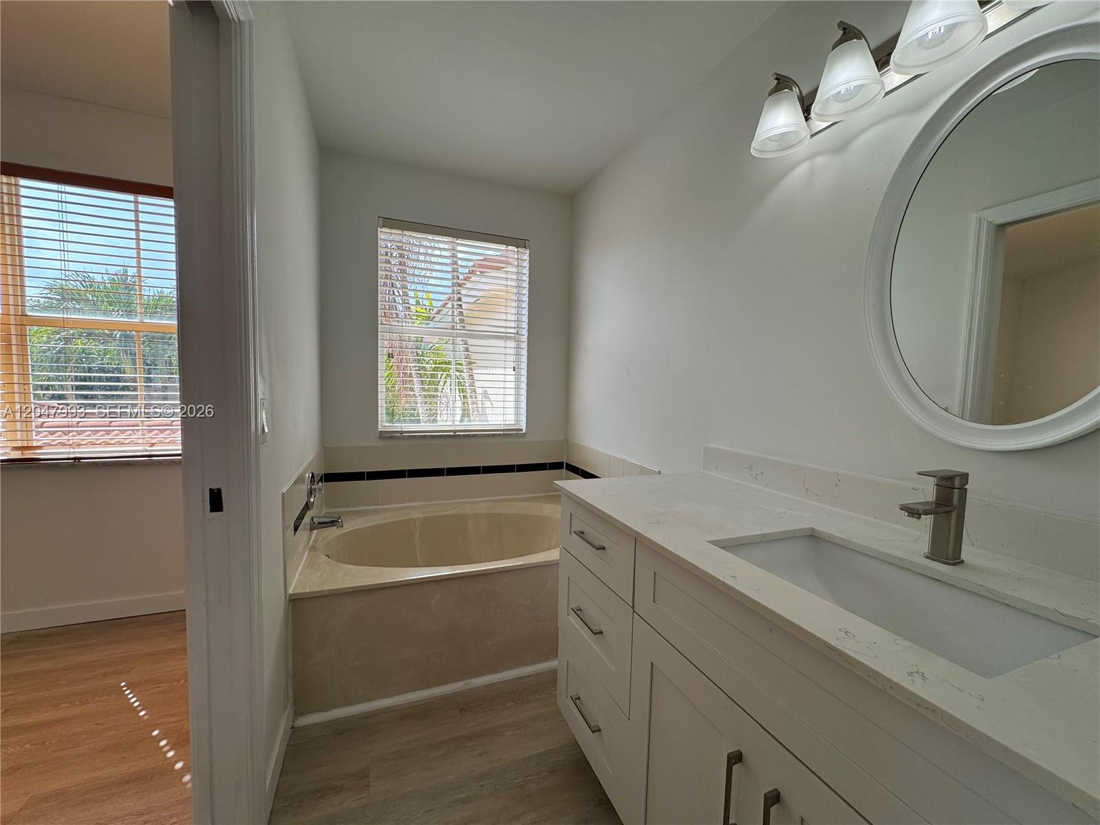 1595 Seagrape Way Hollywood, FL 33019 - Photo 22 of 39