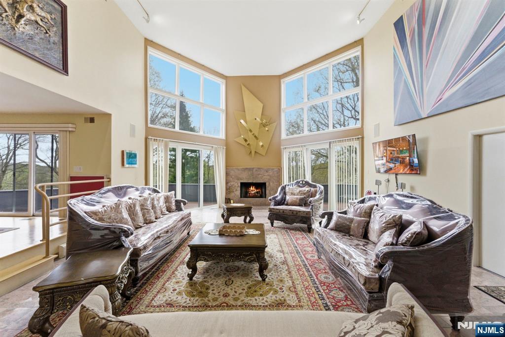 36 Fox Ledge Road Butler, NJ 07405 - Photo 5 of 49