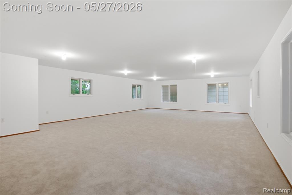 46500 Ryan Road Utica, MI 48317 - Photo 29 of 35