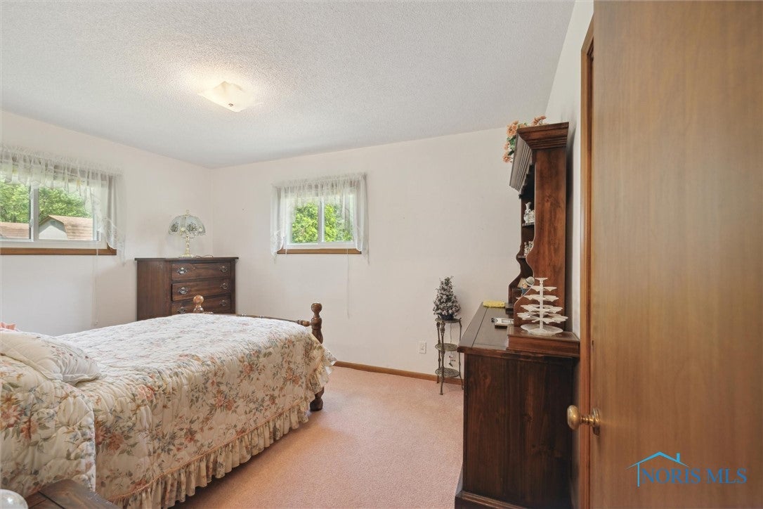 5201 Pawnee Road Toledo, OH 43613 - Photo 7 of 30 Gallery Image 7
