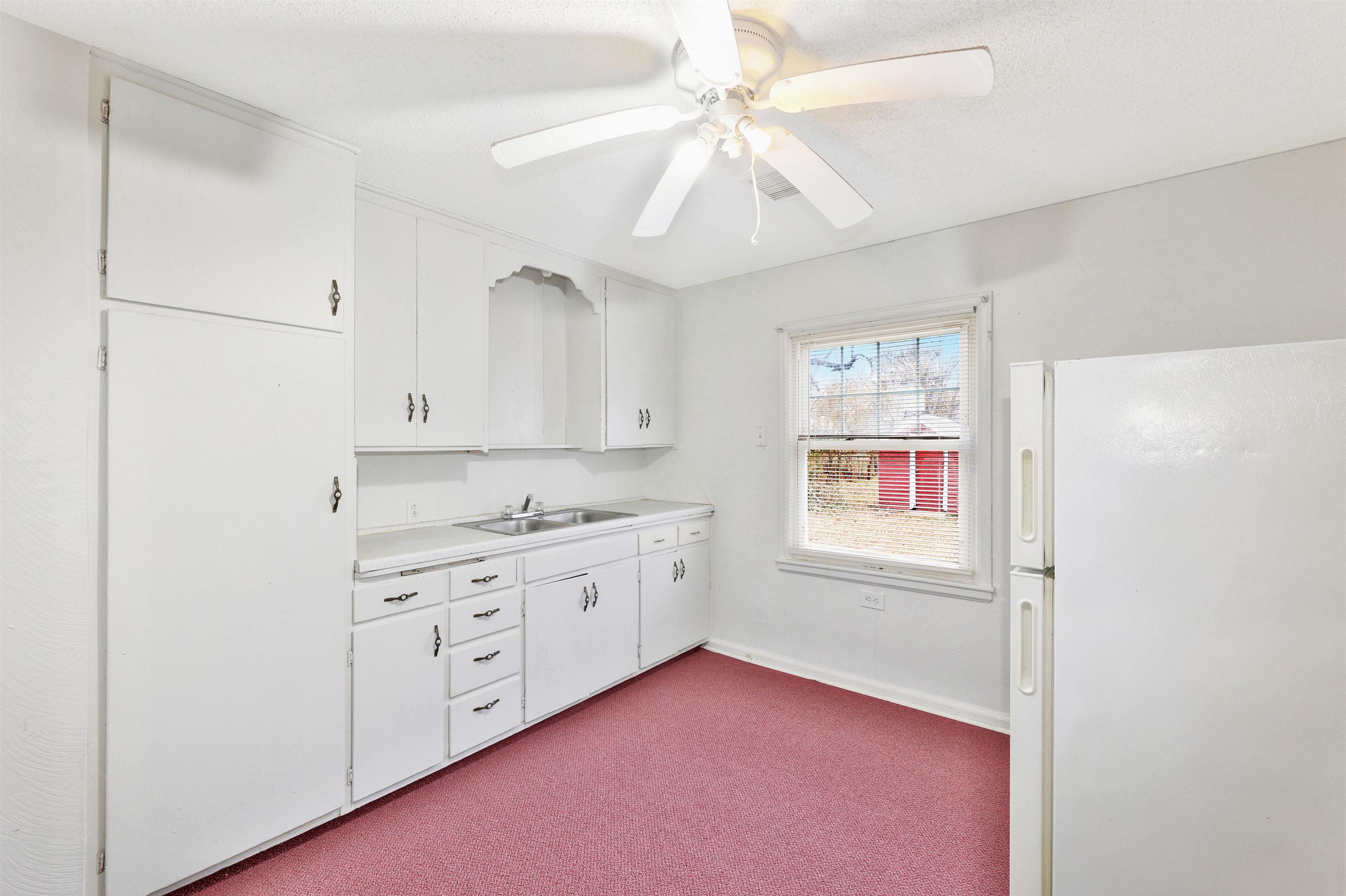 2515 South Mosley Street Wichita, KS 67216 - Photo 13 of 25