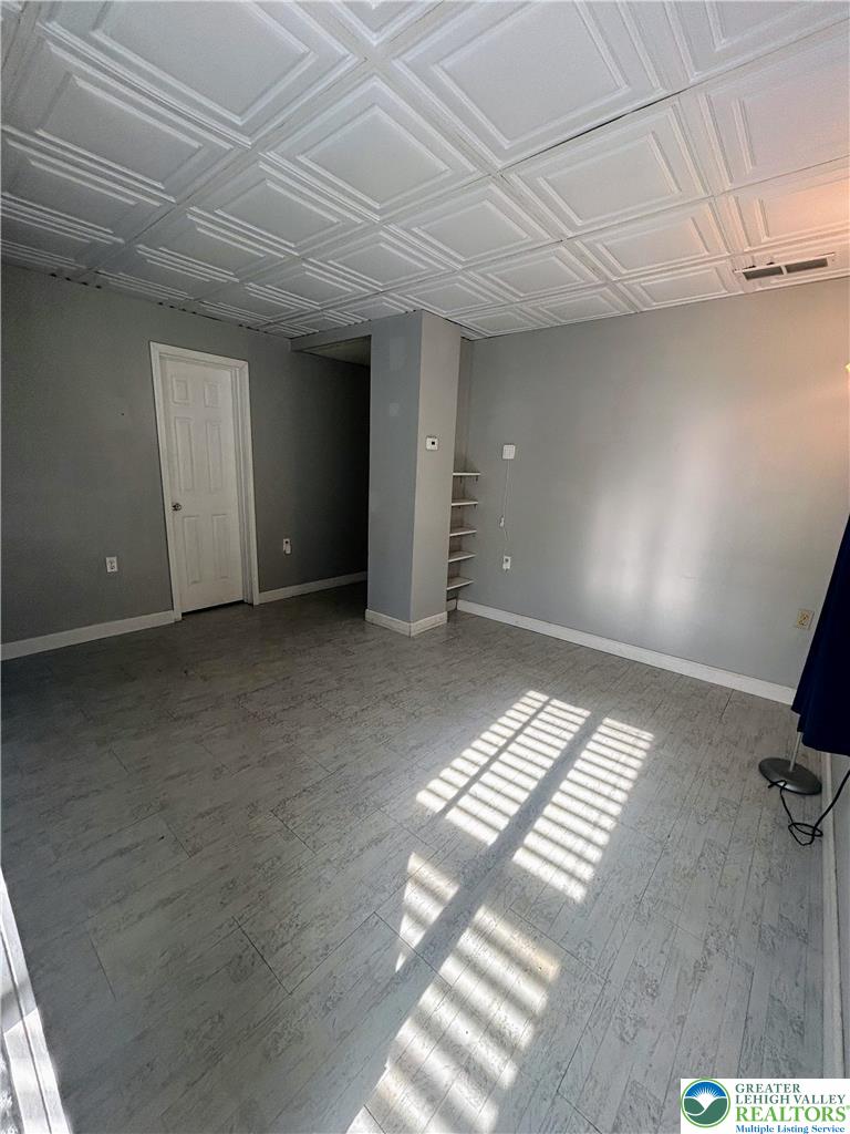 816 North Shell Street Allentown, PA 18109 - Photo 4 of 22 a view of an empty room