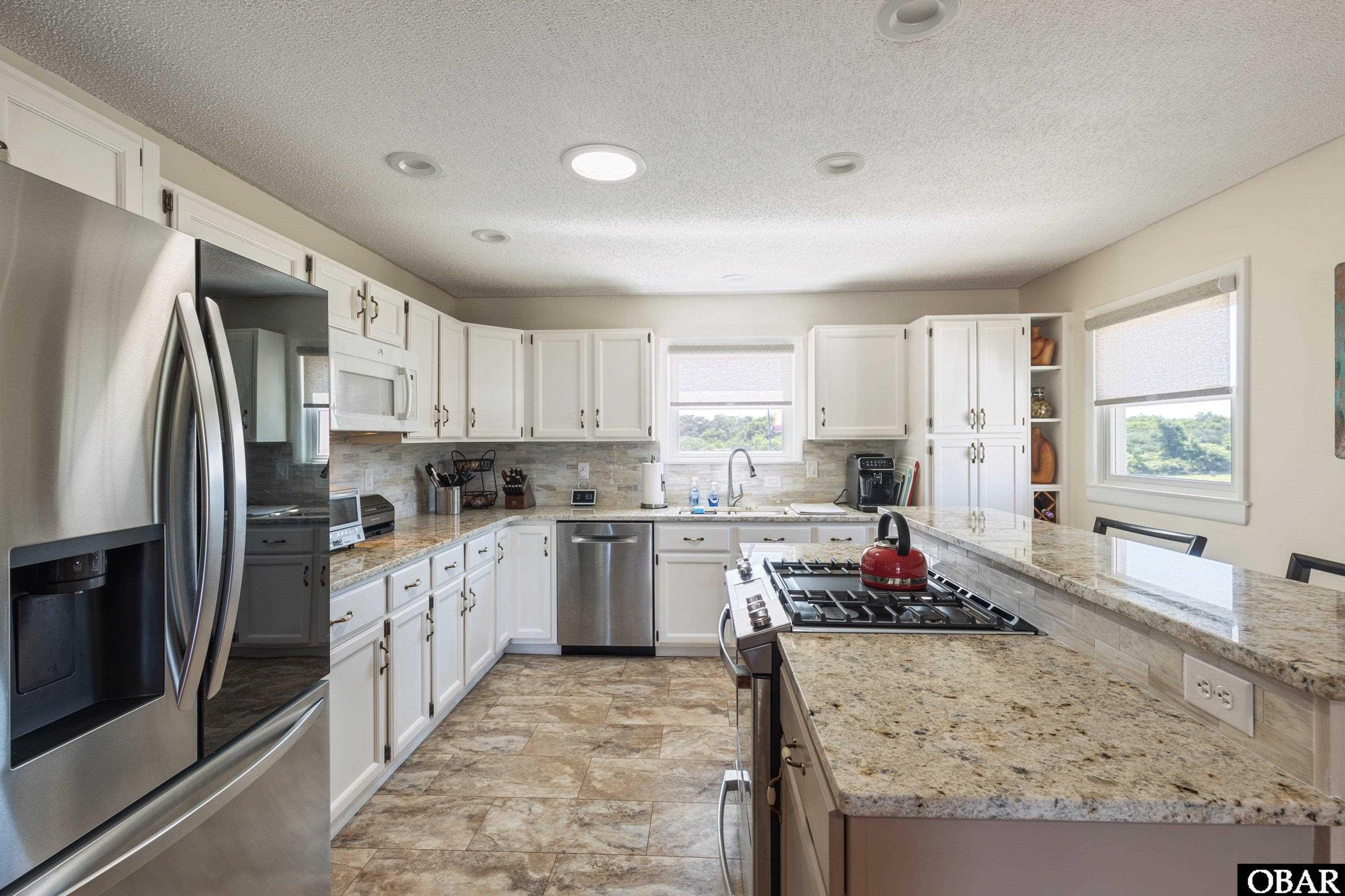 4304 Seascape Drive Kitty Hawk, NC 27949 - Photo 12 of 50