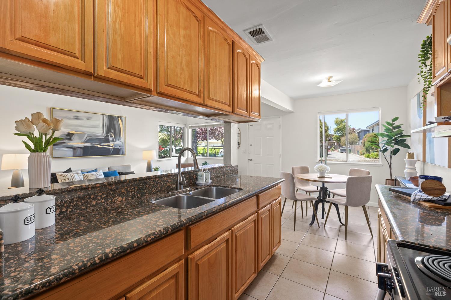 3704 Kerner Boulevard San Rafael, CA 94901 - Photo 10 of 24
