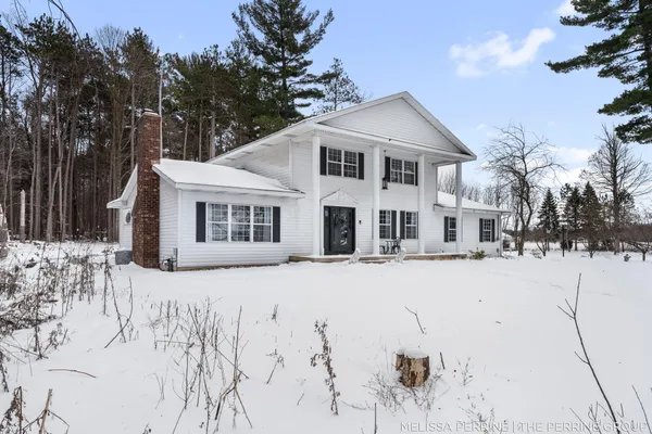 $625,000 | 8930 Hanna Lake Avenue Southeast, Caledonia, MI 49316