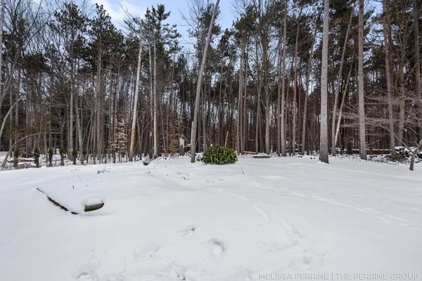 $625,000 | 8930 Hanna Lake Avenue Southeast, Caledonia, MI 49316