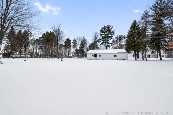 $625,000 | 8930 Hanna Lake Avenue Southeast, Caledonia, MI 49316