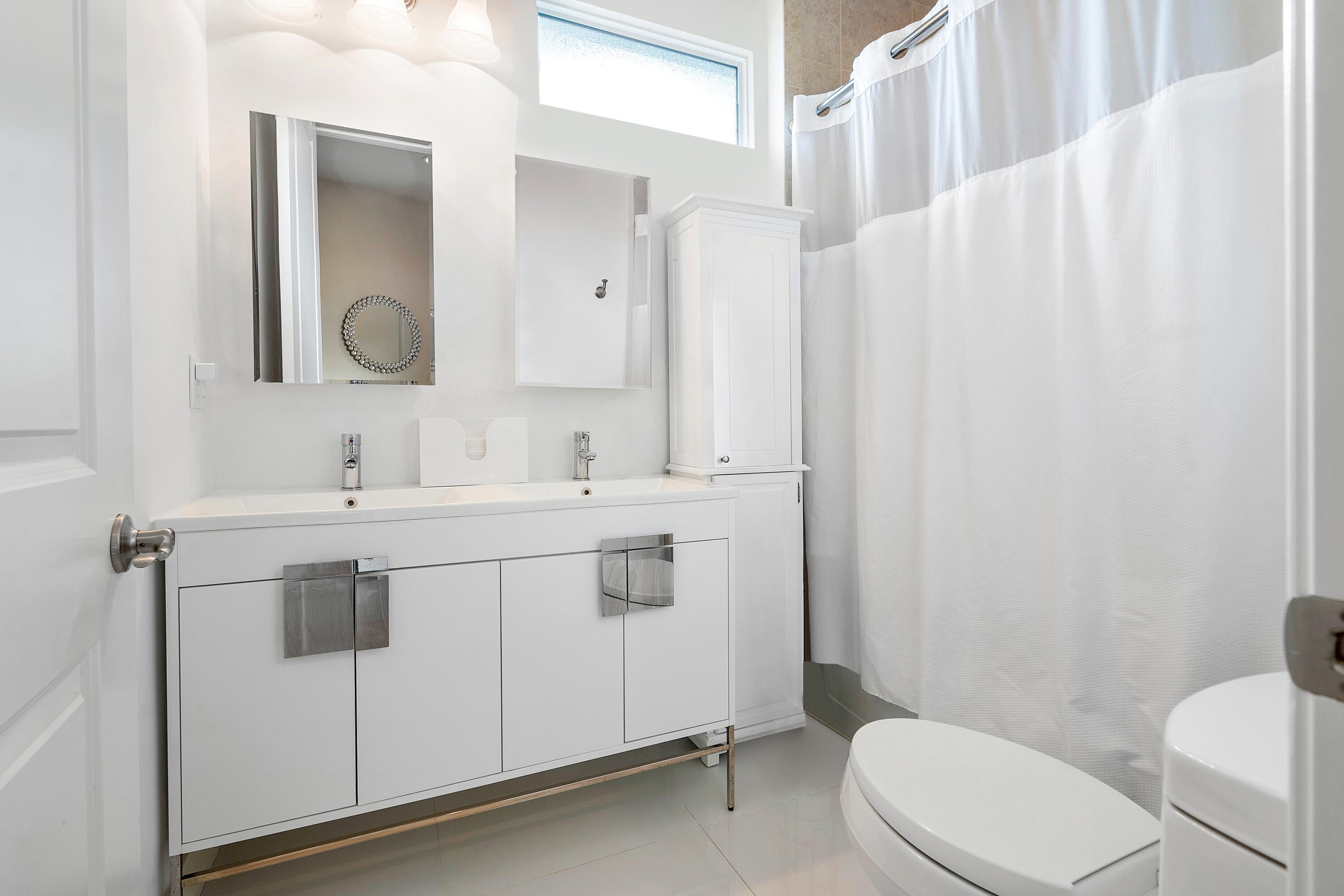 141 Sonata Drive Jupiter, FL 33478 - Photo 38 of 56 4th Full Bathroom