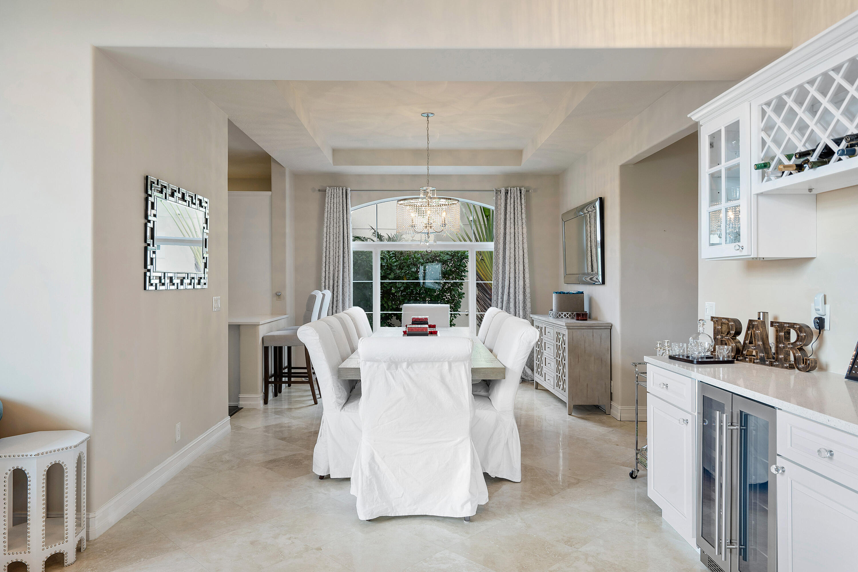 141 Sonata Drive Jupiter, FL 33478 - Photo 6 of 56 Dining Room & Bar Area