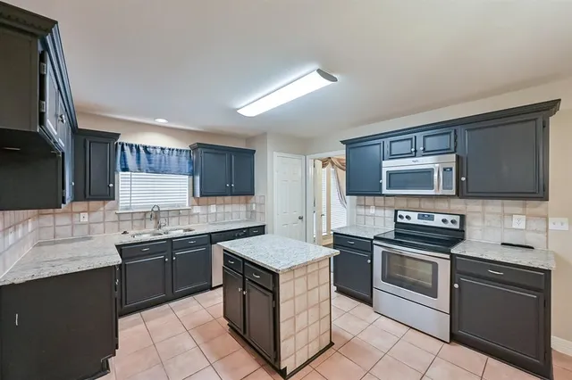 $2,130 | 4725 Lashley Drive, Dallas, TX 75232