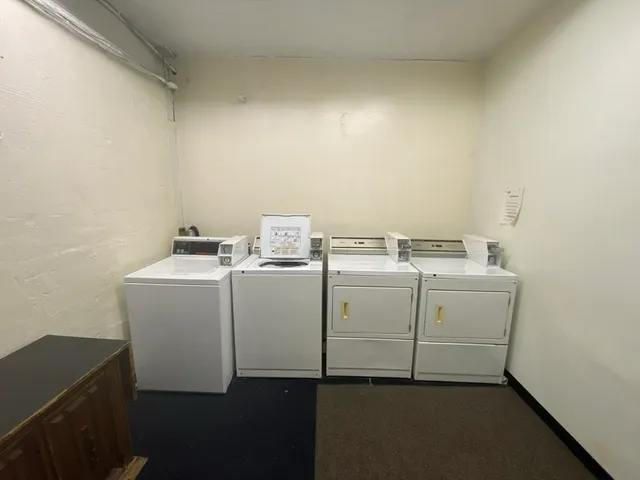 a picture of a bench in a cabinet