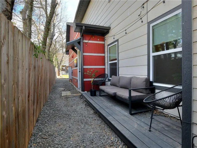 $3,395 | 1409 Sanchez Street, Unit A, Austin, TX 78702