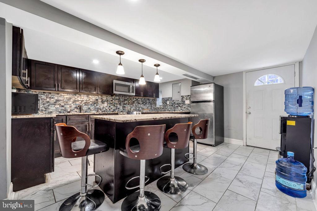 418 Hampden Road Upper Darby, PA 19082 - Photo 12 of 27