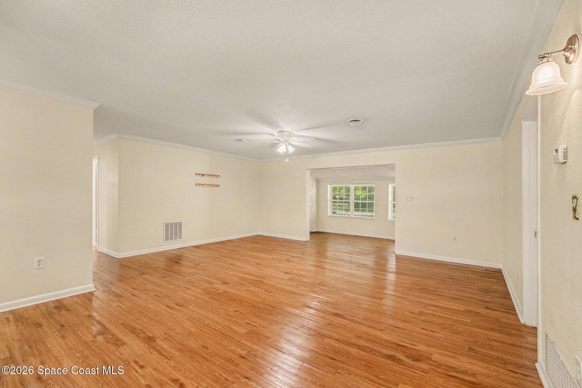 3075 Ellis Drive Melbourne, FL 32904 - Photo 8 of 30 006_file_9740