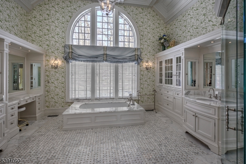 156 Overleigh Road Bernardsville, NJ 07924 - Photo 17 of 48