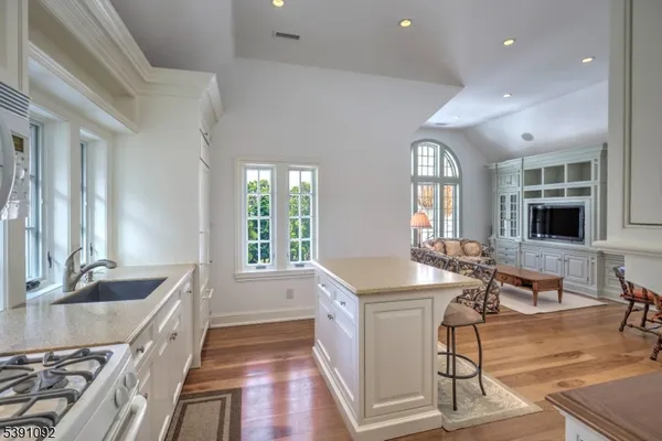 $6,300,000 | 156 Overleigh Road, Bernardsville, NJ 07924