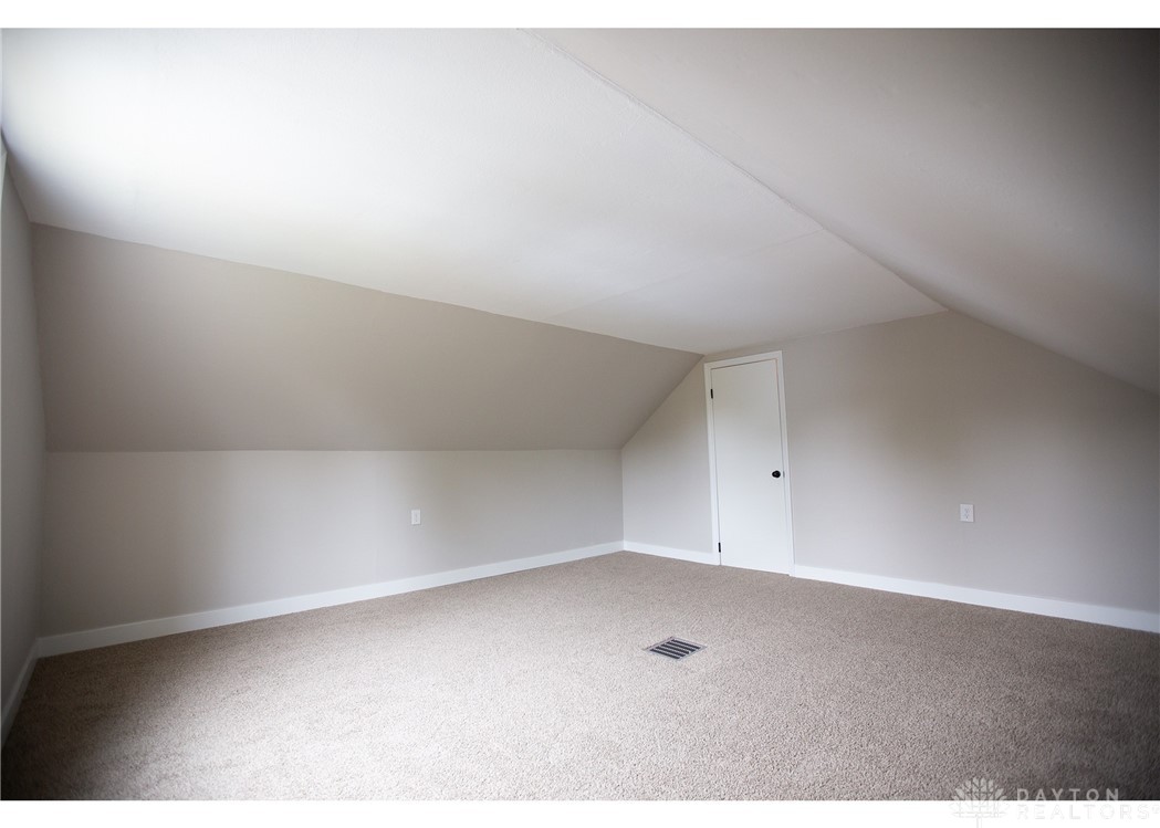 163 Grange Hall Road Beavercreek, OH 45430 - Photo 25 of 39 2nd Floor Primary!